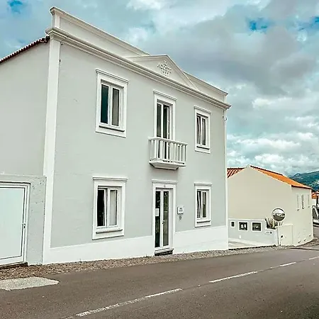 Hostal Aires São Roque do Pico
