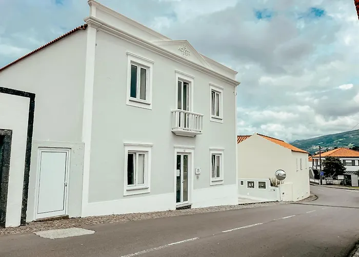 Aires Hostel São Roque do Pico